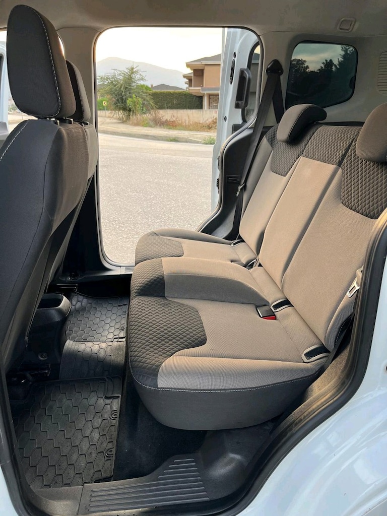 OTOMOBİL RUHSATLI...1.6 DELUXS...95'LİK... - 11