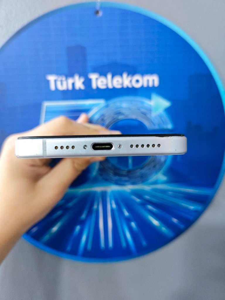 İPHONE 15 PLUS - 5