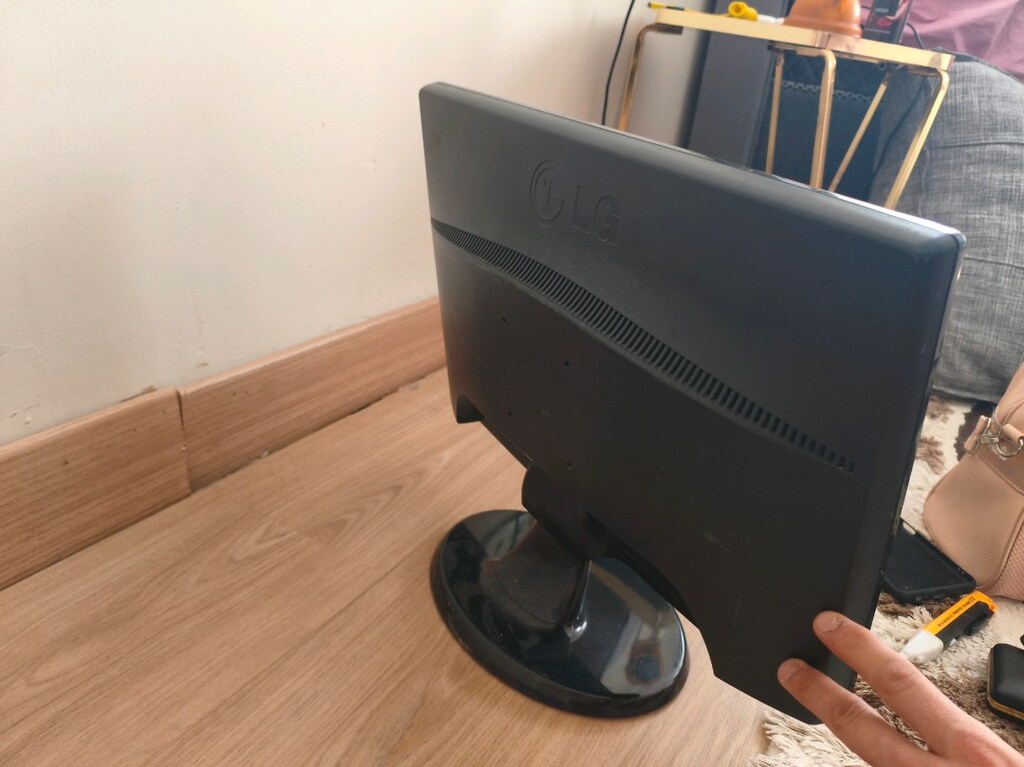idare ettirebilecek bir monitör - 3