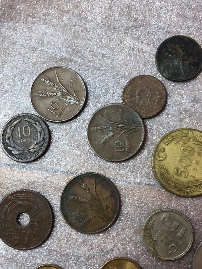 Koleksiyonerler için eski madeni para (Türk Lirası) - 2
