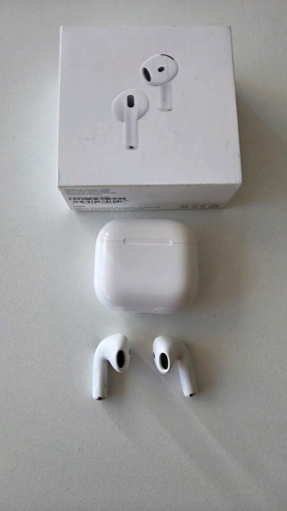 Düz Model Fiyatından Uygun Airpods4 ANC - 5