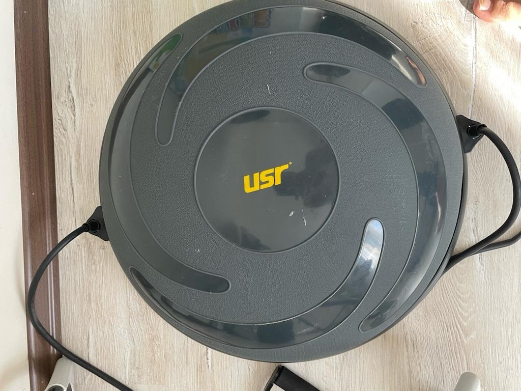 Usr marka bosu topu - 2