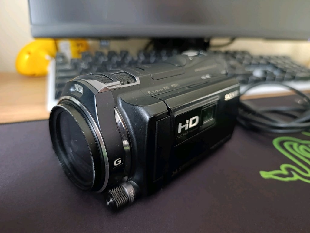 Temiz Tam Takım Sony HDR-PJ810 1080p HD Video Kamerası Donanımlı - 3