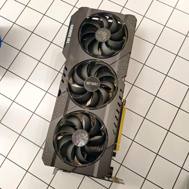 ASUS TUF Gaming GeForce RTX 3060 V2 OC Edition 12 GB