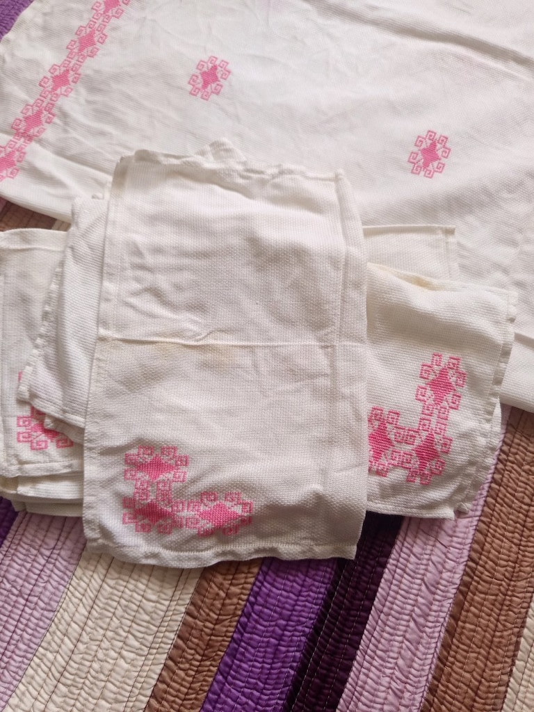 kanaviçe masa örtü takımı - 2