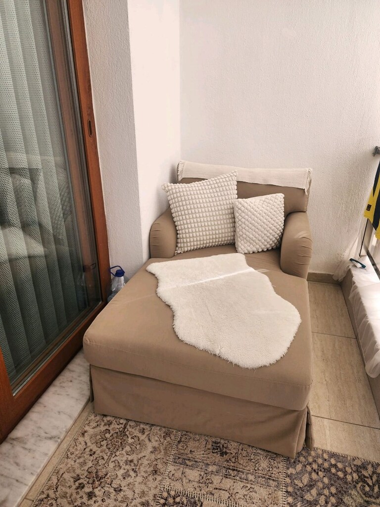 İkea Uzanma koltuğu çok az kullanıldı - 2