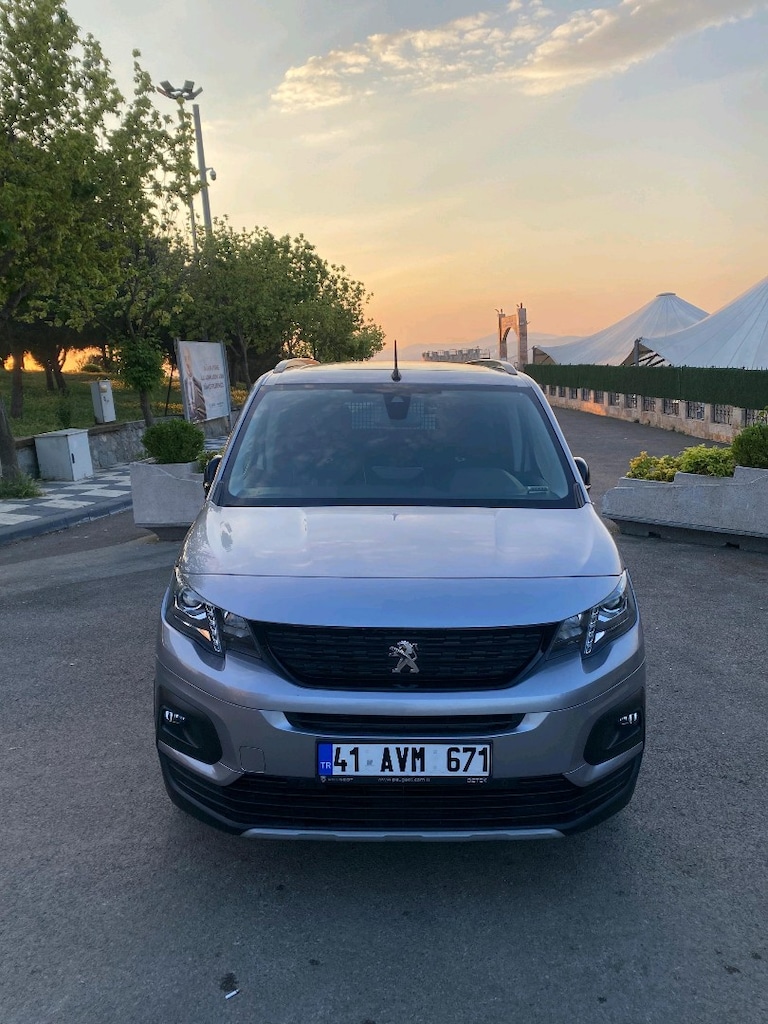 Sahibinden Temiz Peugeot Rifter - 2