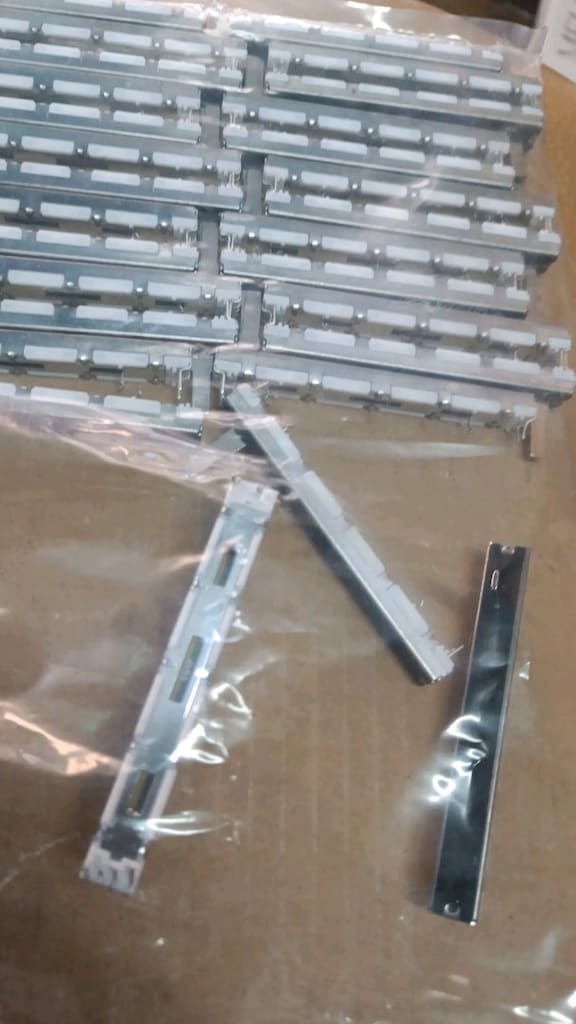 sürgülü potansiyome fader.Behringer, Yamaha, Soundcraft gibi markalar) - 4