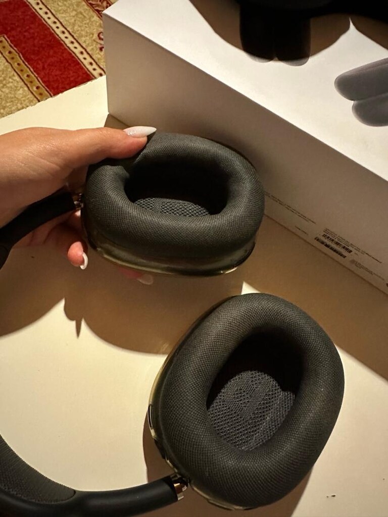 airpods max - 4