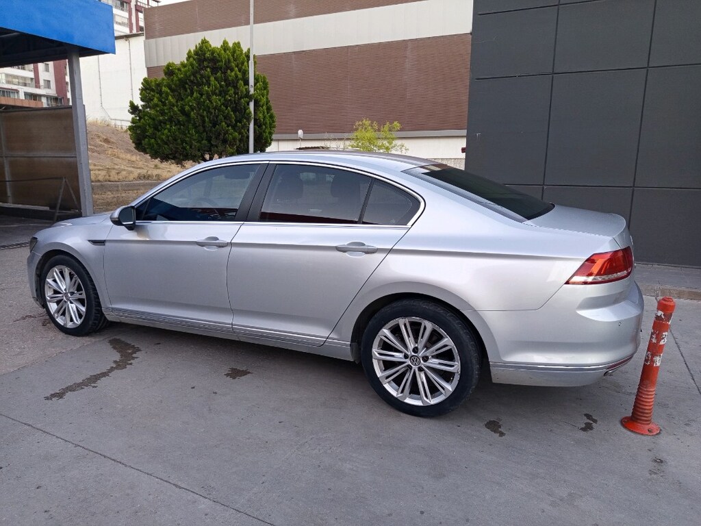 tüm bakımları yeni passat comfortline full 2028 e kadar muayene - 4