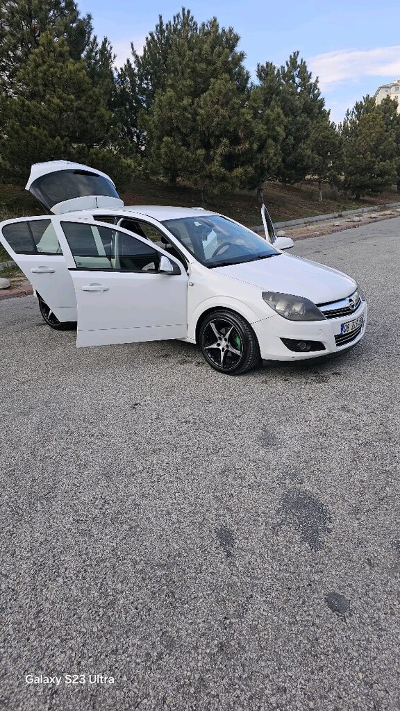 2010 Opel Astra 1.3 CDTI - 4