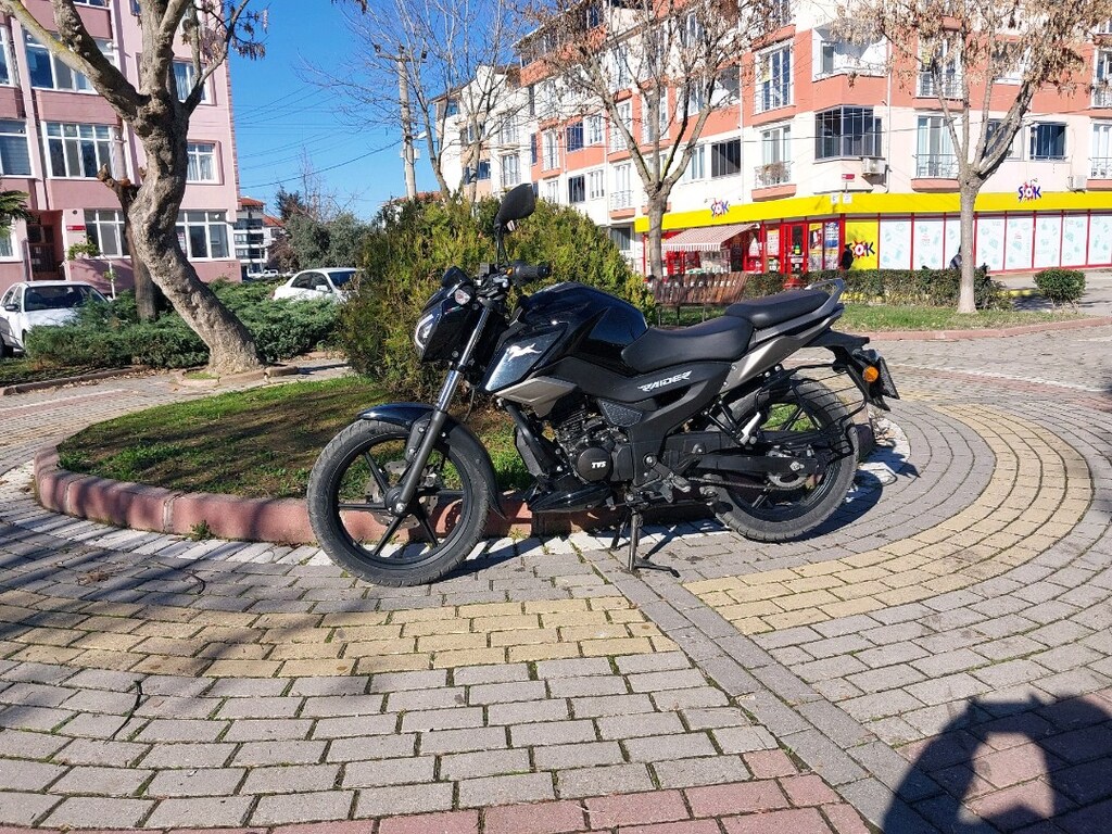 TVS Raider 125-2024 model-hasar kayıtsız-14000 km-servis bakımlı - 3