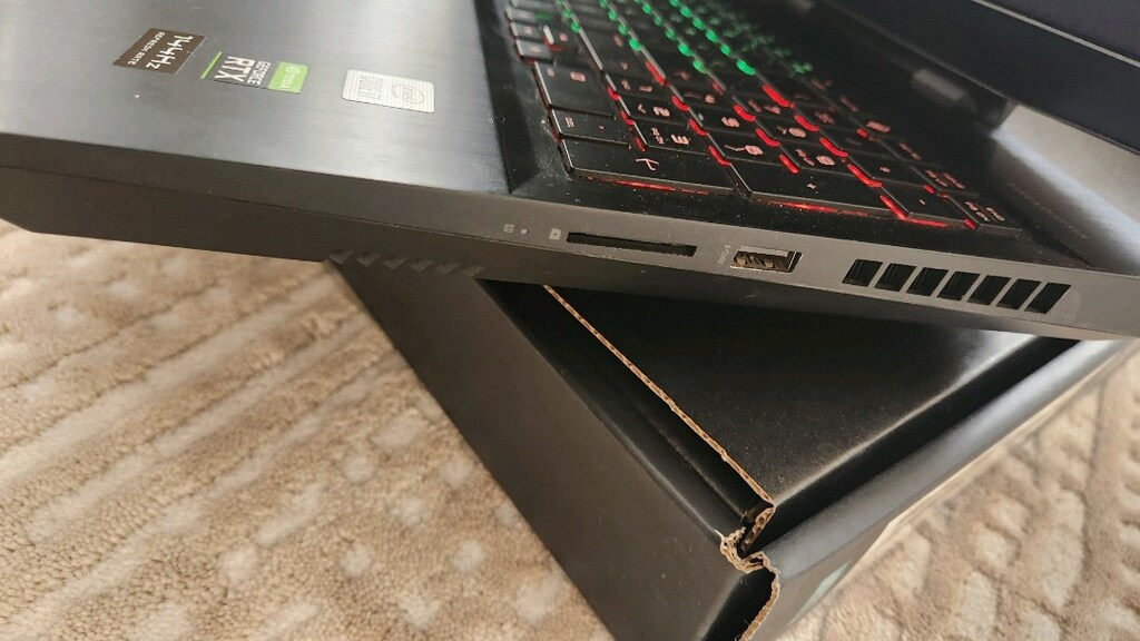 17.3" HP OMEN GAMİNG LAPTOP - 11