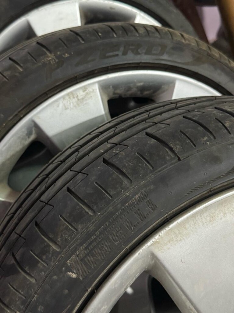Audi sportline Jant lastik 215/40/18 5x112 - 4