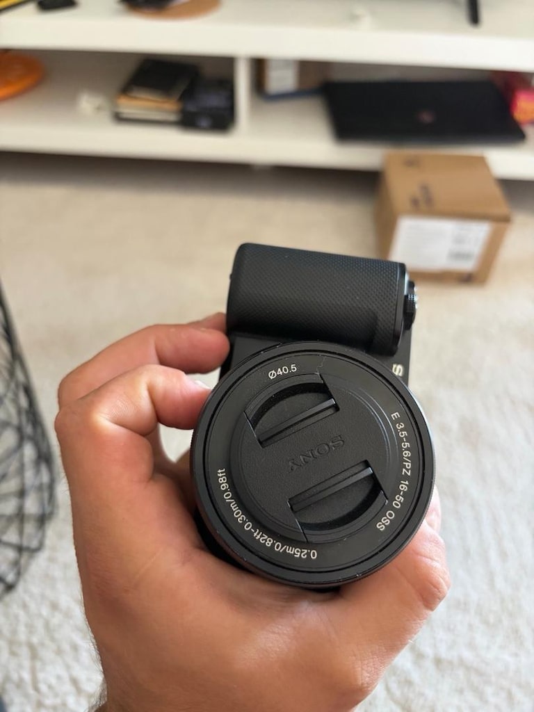 Sıfır Ayarında Sony ZV-E10 Kamera - 6