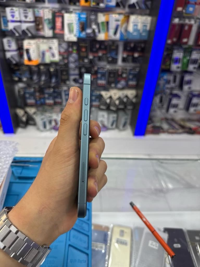 İPHONE 16 128GB YD - 5