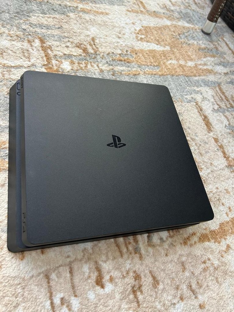 Ps4 slim 1 tb - 2