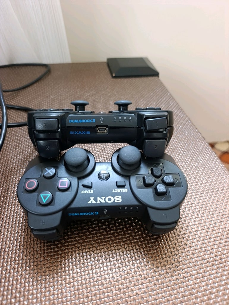 İlk kullanıcısından slim kasa PlayStation 3, 500 GB + 8 oyun - 4