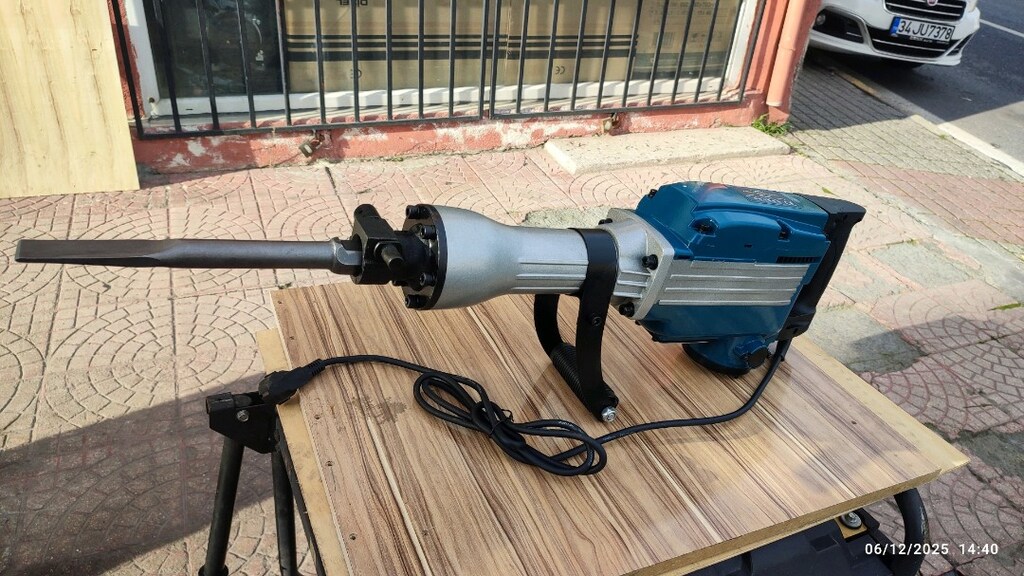 16KG ELEKTRİKLİ KIRICI HİLTİ - 8
