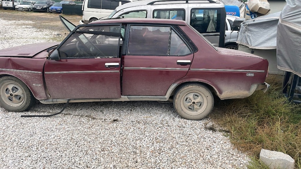 Kırmızı Araba - 5