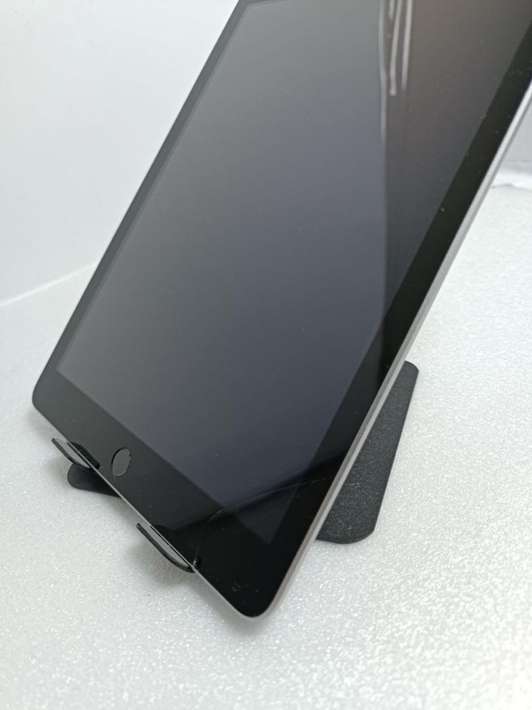 İPAD 5.NESİL - A1823 TABLET - 7
