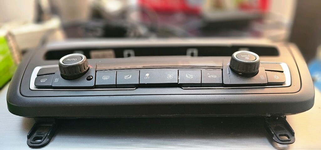 F30 Klima Paneli ve Çerçevesi - 2