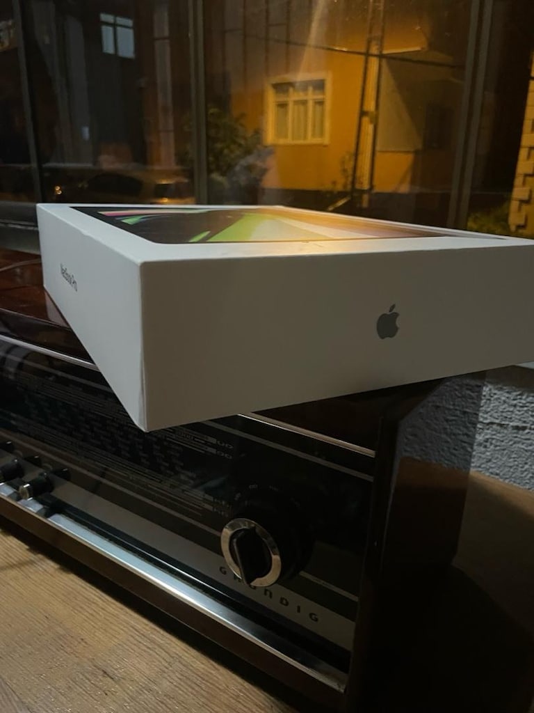 MacBook Pro kutusu - 2