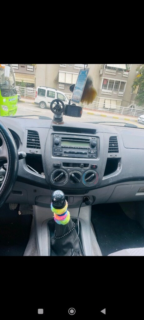 Toyota helux - 2