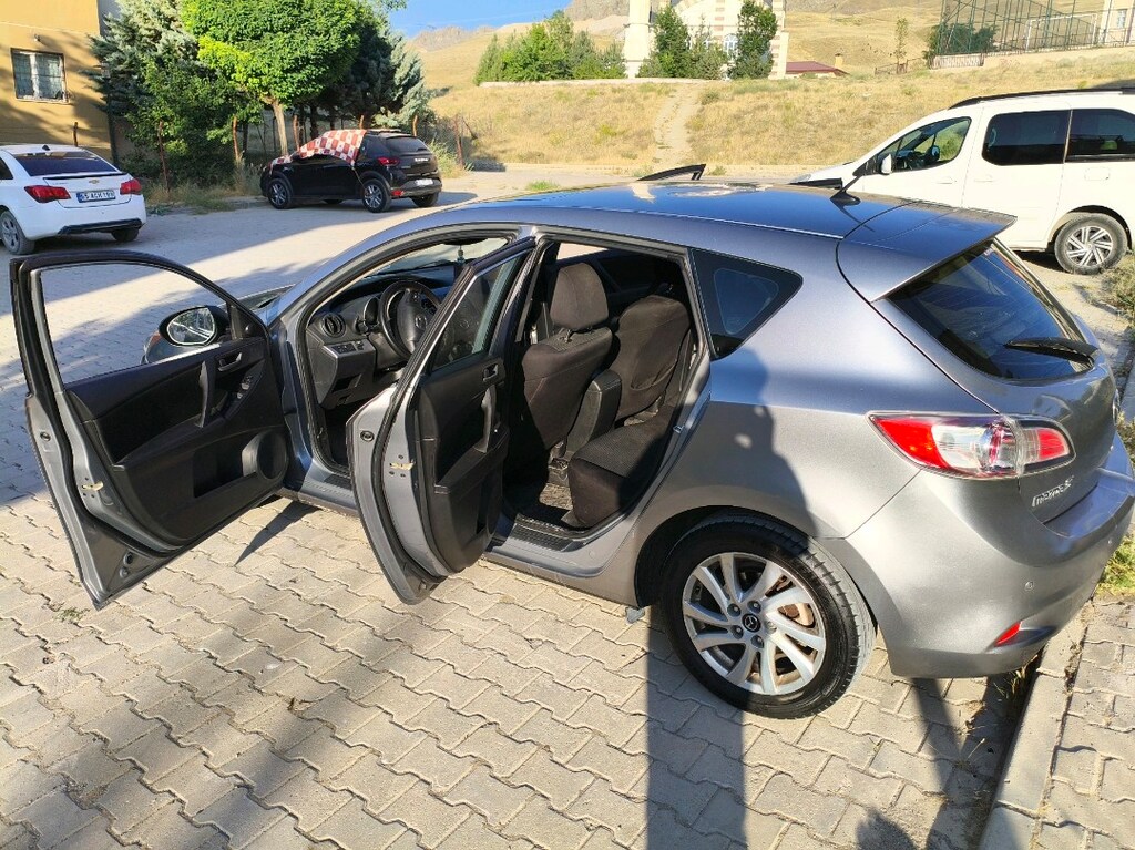 memurdan temiz azz kilometreli Mazda 3 2012 - 14