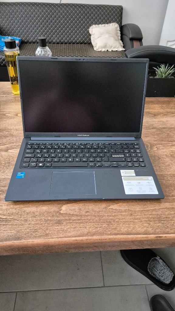 Asus Vivobook İ5 500gb 8GB Ram - 4