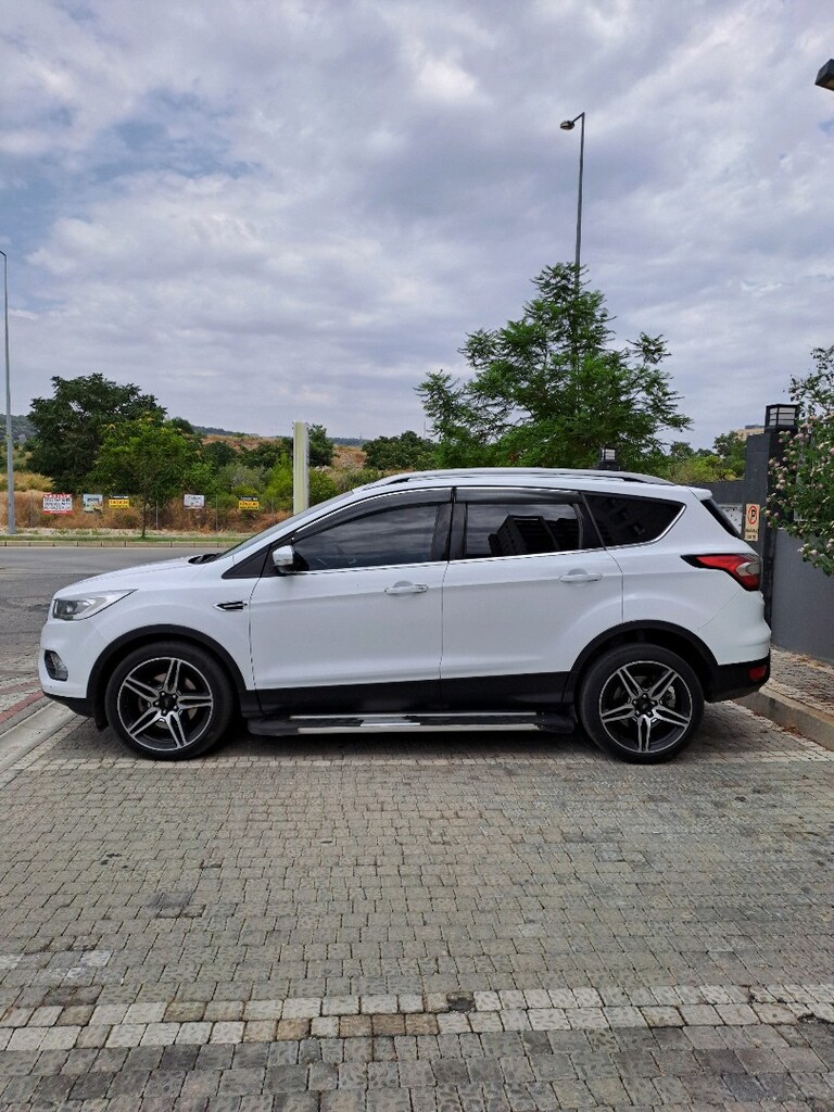 ford kuga 2018 hatasız sıfır ayarında - 3