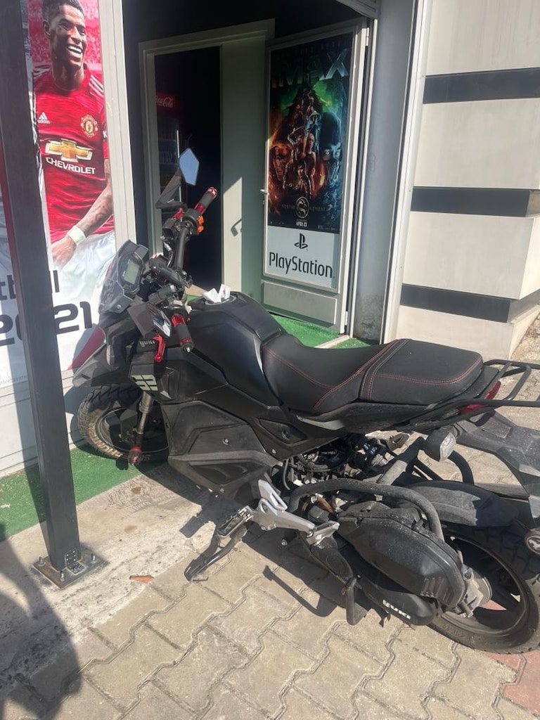 Ruhsatta 50cc gerçekte 125 lik tertemiz makina - 4
