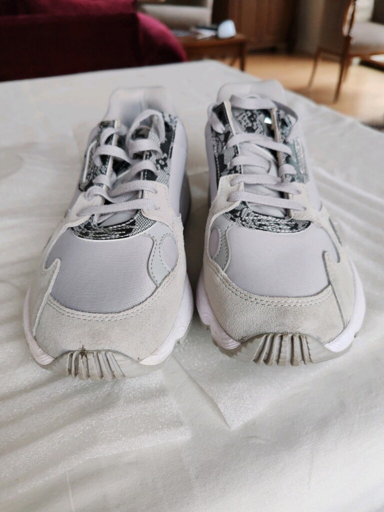 ADİDAS FALCON KOŞU YÜRÜYÜŞ SNEAKER GÜNLÜK ANTRENMAN FİTNESS VAKKORAMA — görsel 3/8