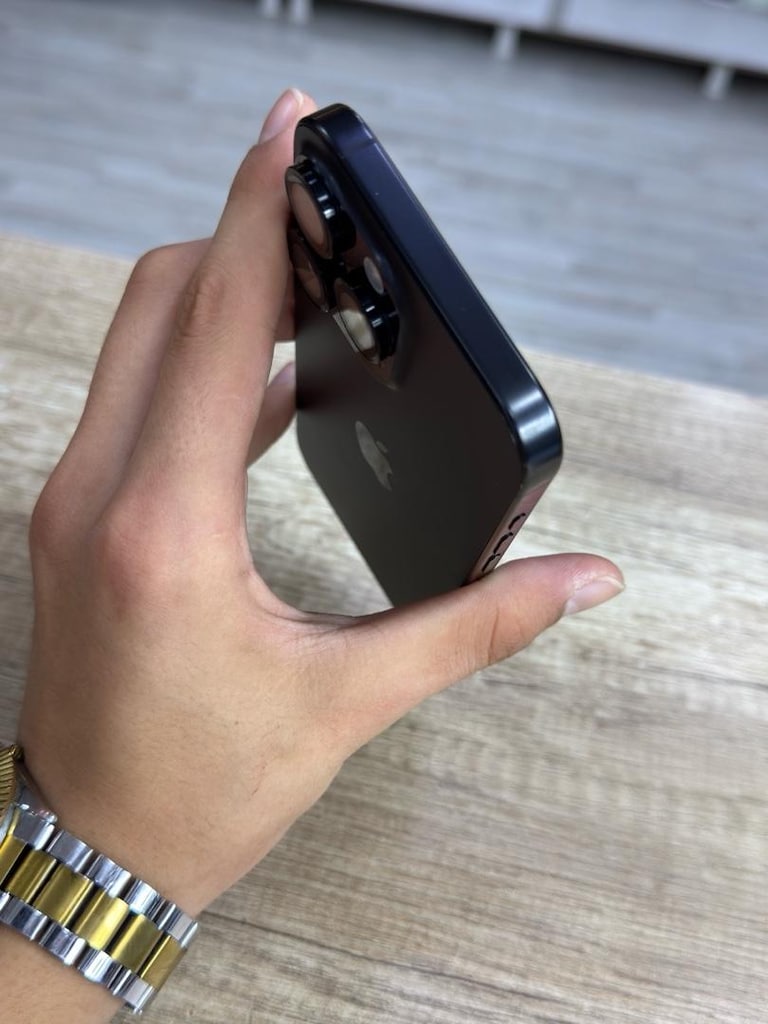 DARK SİYAHI IPHONE 16 PRO MAX - 6