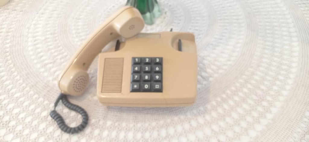 Vintage PTT Tuşlu Ev Telefonu Bej Renk Koleksiyonluk Retro Dekor - 5