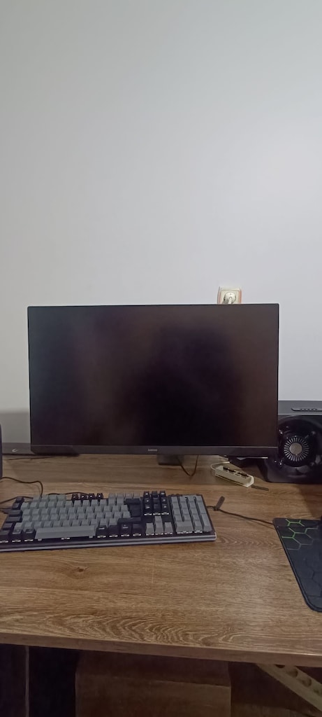 Oyuncu laptopu tüm ekipmanlarıyla beraber - 7