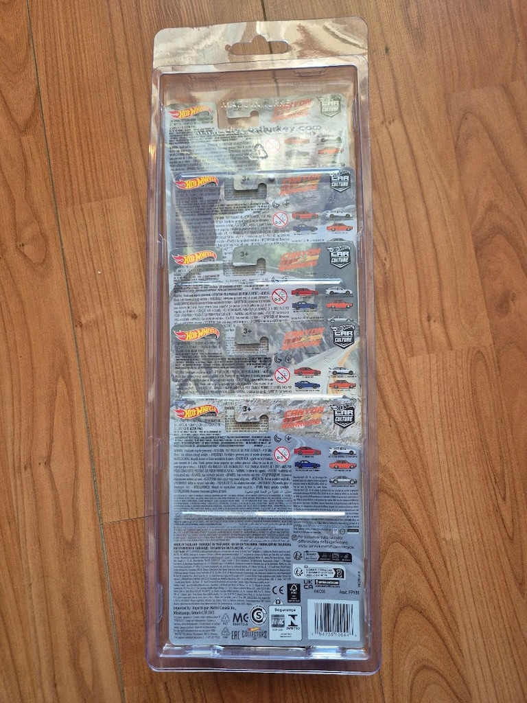 Hot Wheels premium realriders Car Culture Canyon diecast set - 8