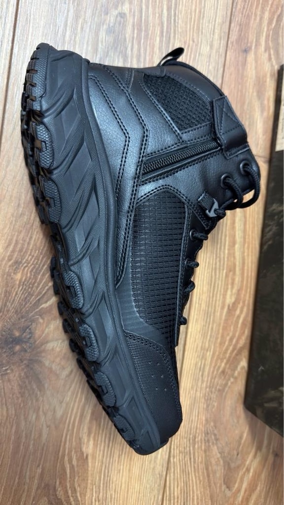 Skechers bot — görsel 4/8