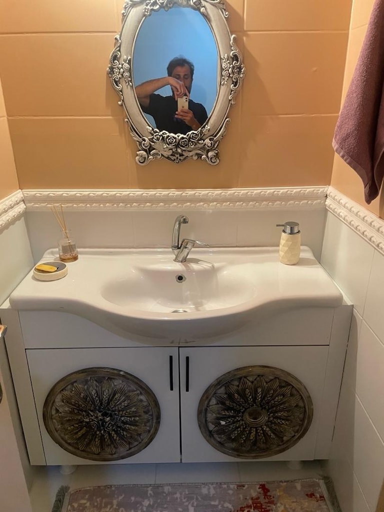 banyo hilton 2 tane ayna dahil