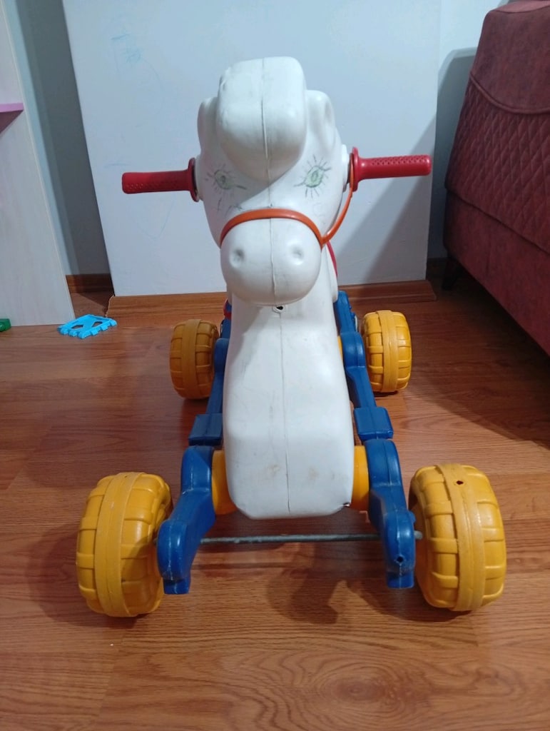 Sallanan At - 2