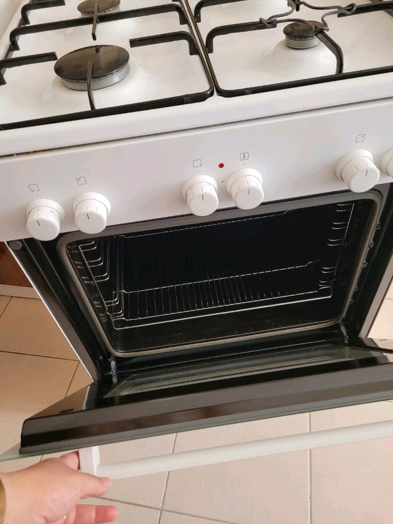 BOSCH - OCAKLI FIRIN ÇOK TEMİZ - 2