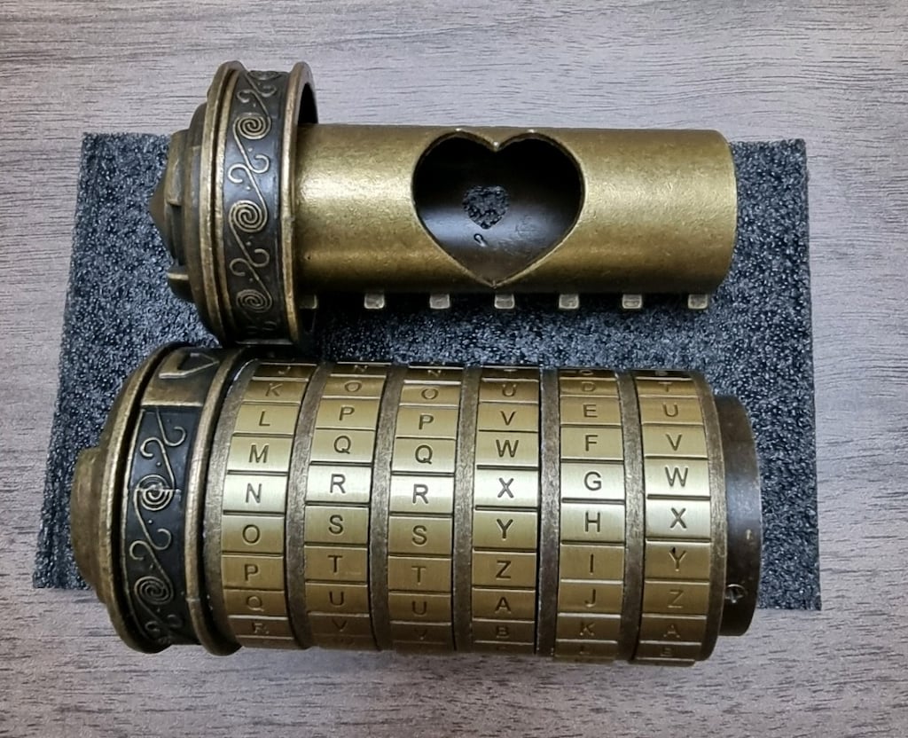 Da Vinci Code Metal Cryptex - Şifreli Hediye Kutusu ve 2 Adet Yüzük - 10