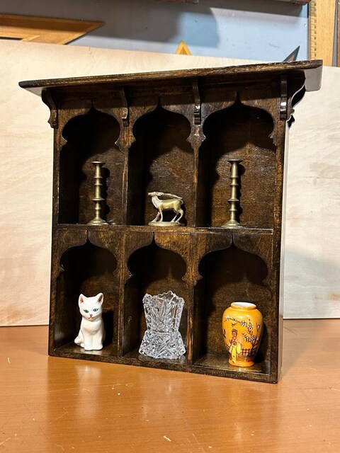 Ahşap vintage mini raf