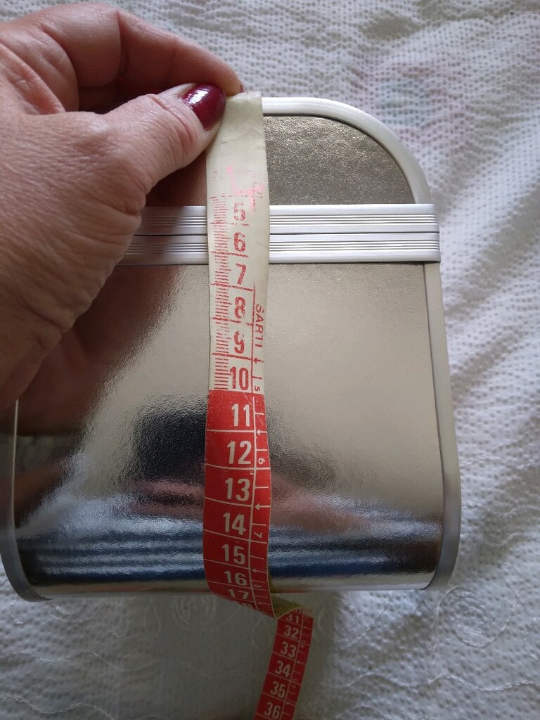 Maybelline makyaj çantası