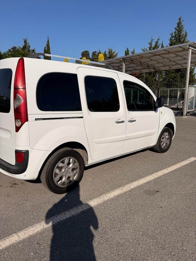 RENAULT KANGOO 1.5 DCI 2012 model - 263.000km orj. - 4