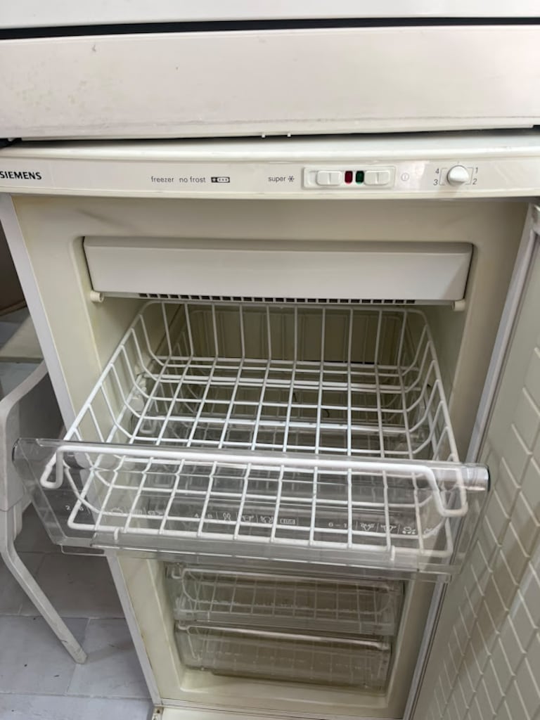 SIEMENS NO FROST DİKEY DERİN DONDURUCU - 3
