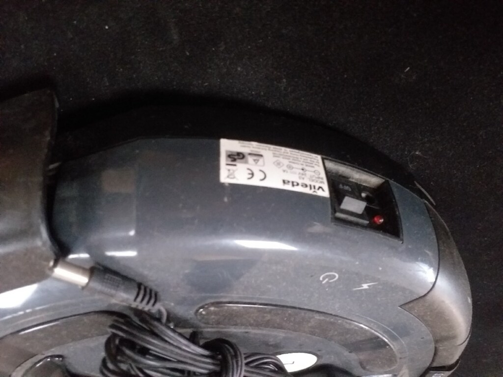 süpürge sarj elle - 2