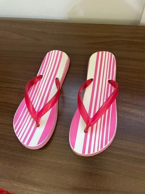 Pembe Çizgili Plaj Terliği