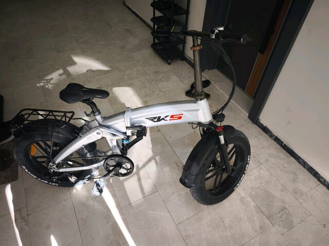 Elektrikli Katlanabilinir Bisiklet