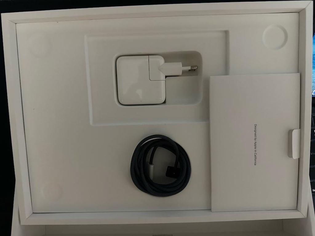 Garantili Macbook Air M4 16/256 GB Pil 100 Devir 178 - 3